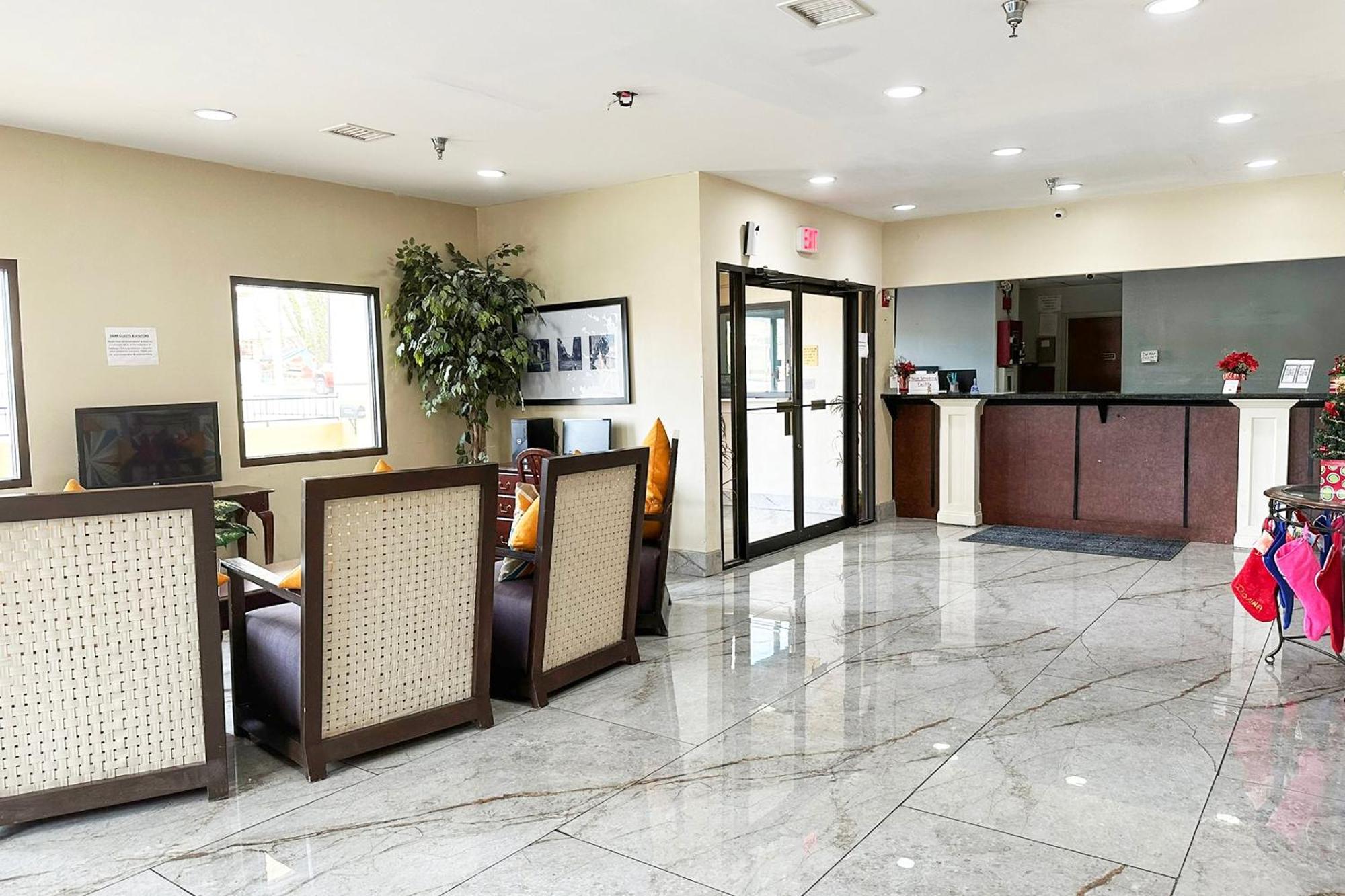 Oyo Hotel Rome West Ga Ngoại thất bức ảnh
