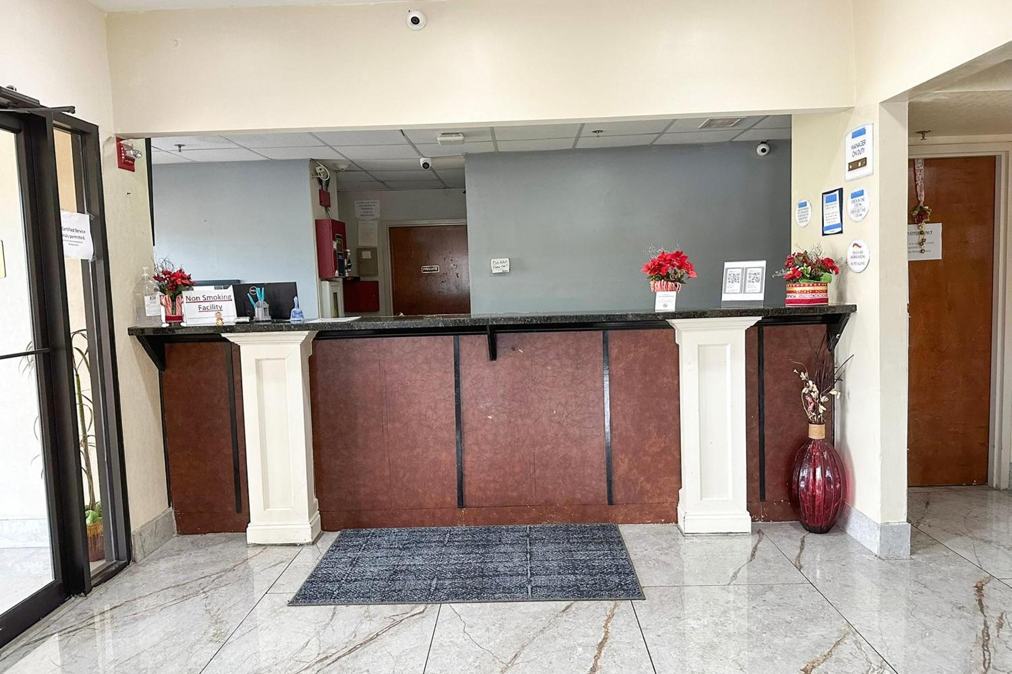 Oyo Hotel Rome West Ga Ngoại thất bức ảnh