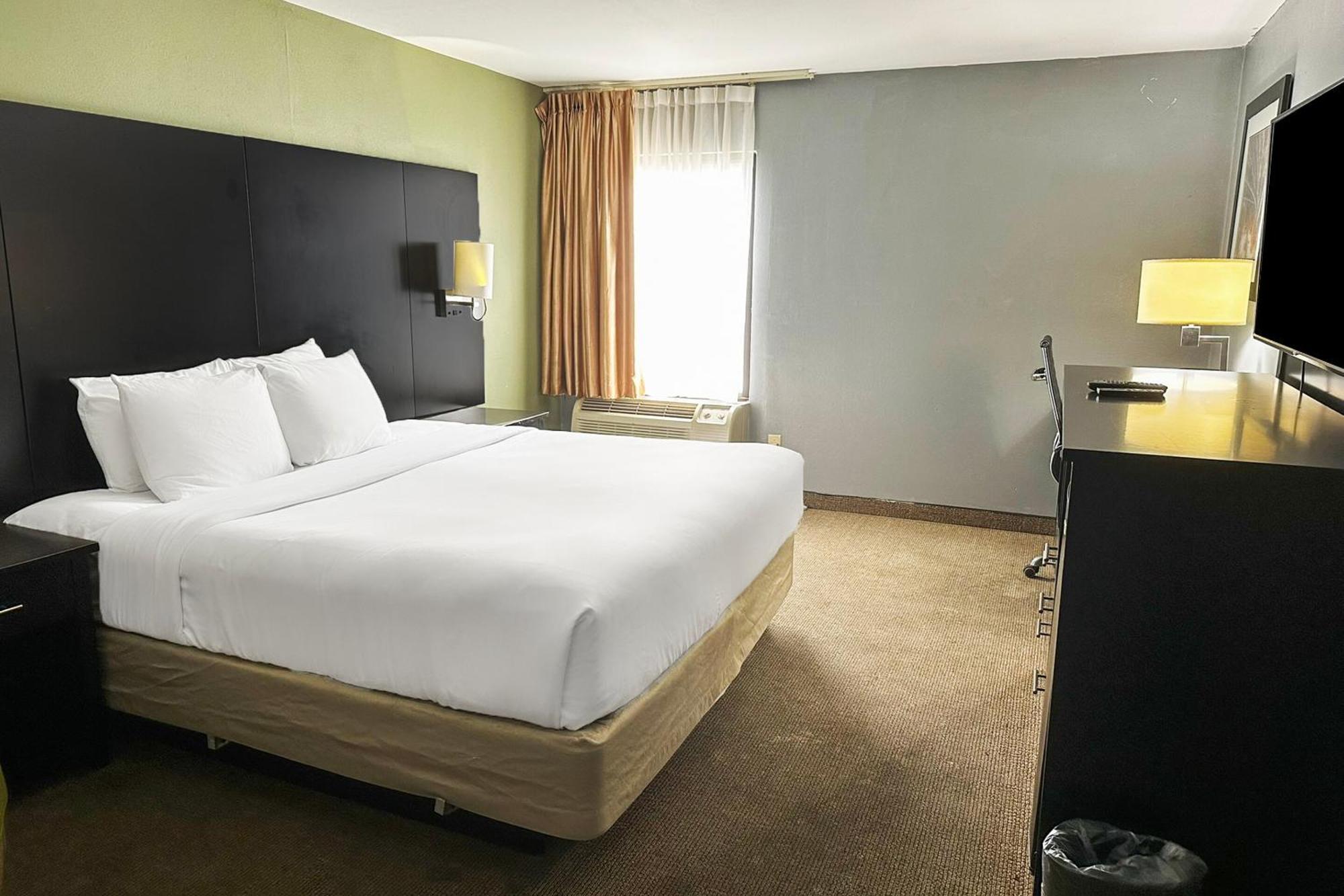 Oyo Hotel Rome West Ga Ngoại thất bức ảnh