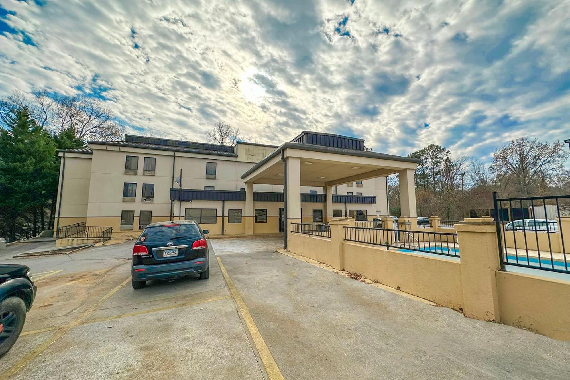 Oyo Hotel Rome West Ga Ngoại thất bức ảnh
