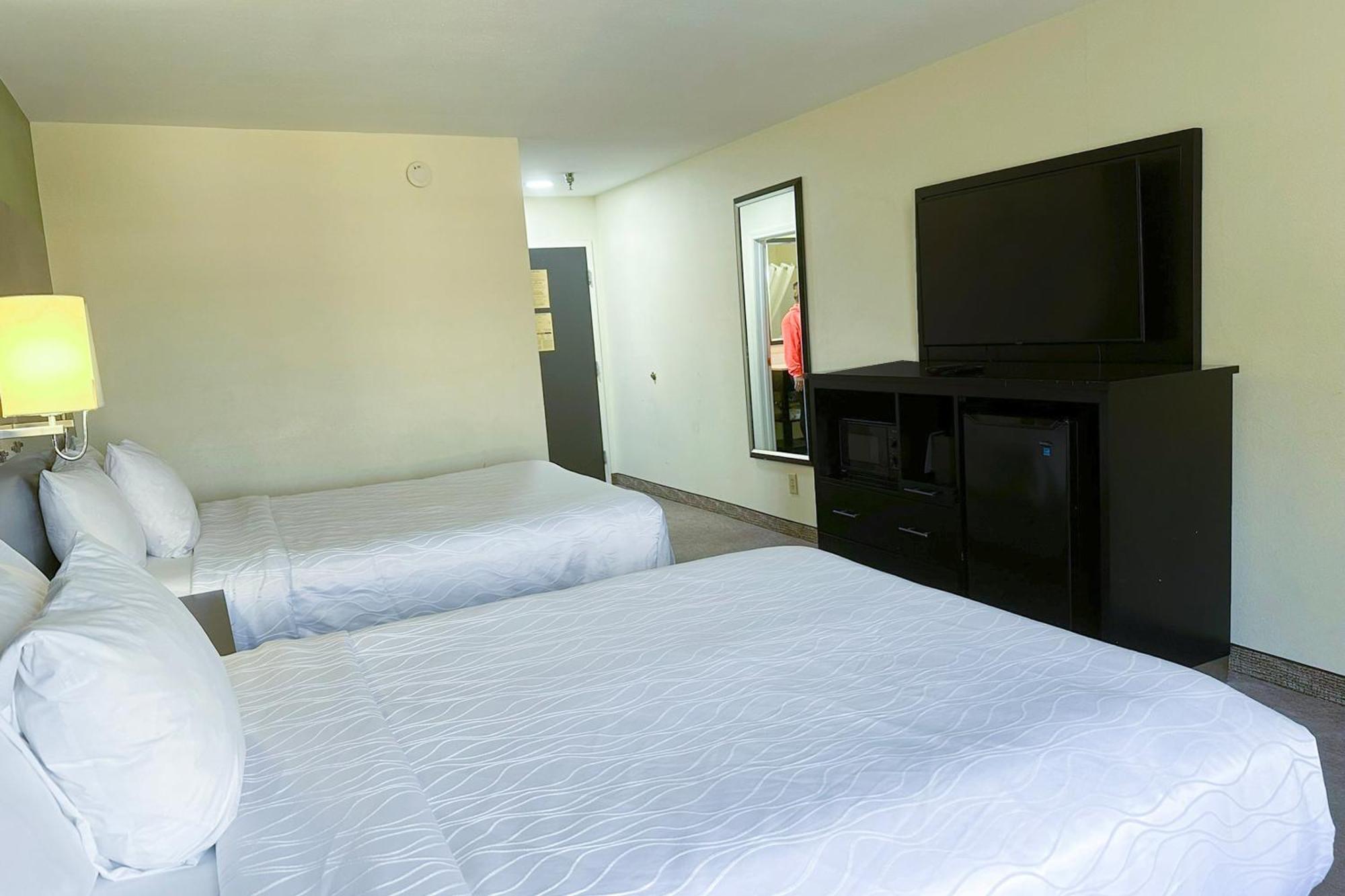 Oyo Hotel Rome West Ga Ngoại thất bức ảnh